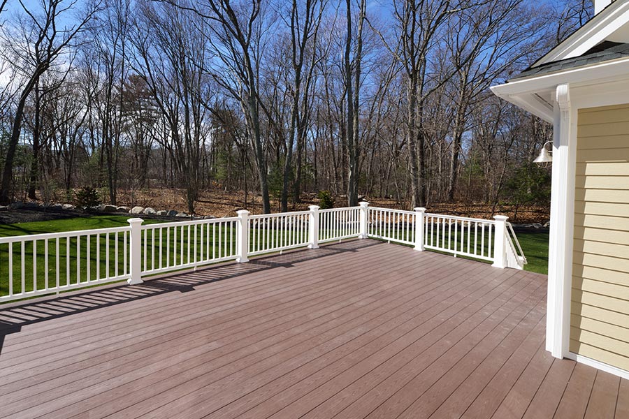 deck and porch contractor Butler
